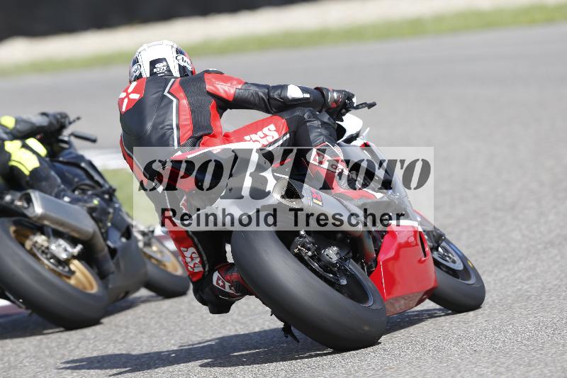 /53 16.09.2025 Track Day Domi Aegerter ADR/Gruppe rot/18